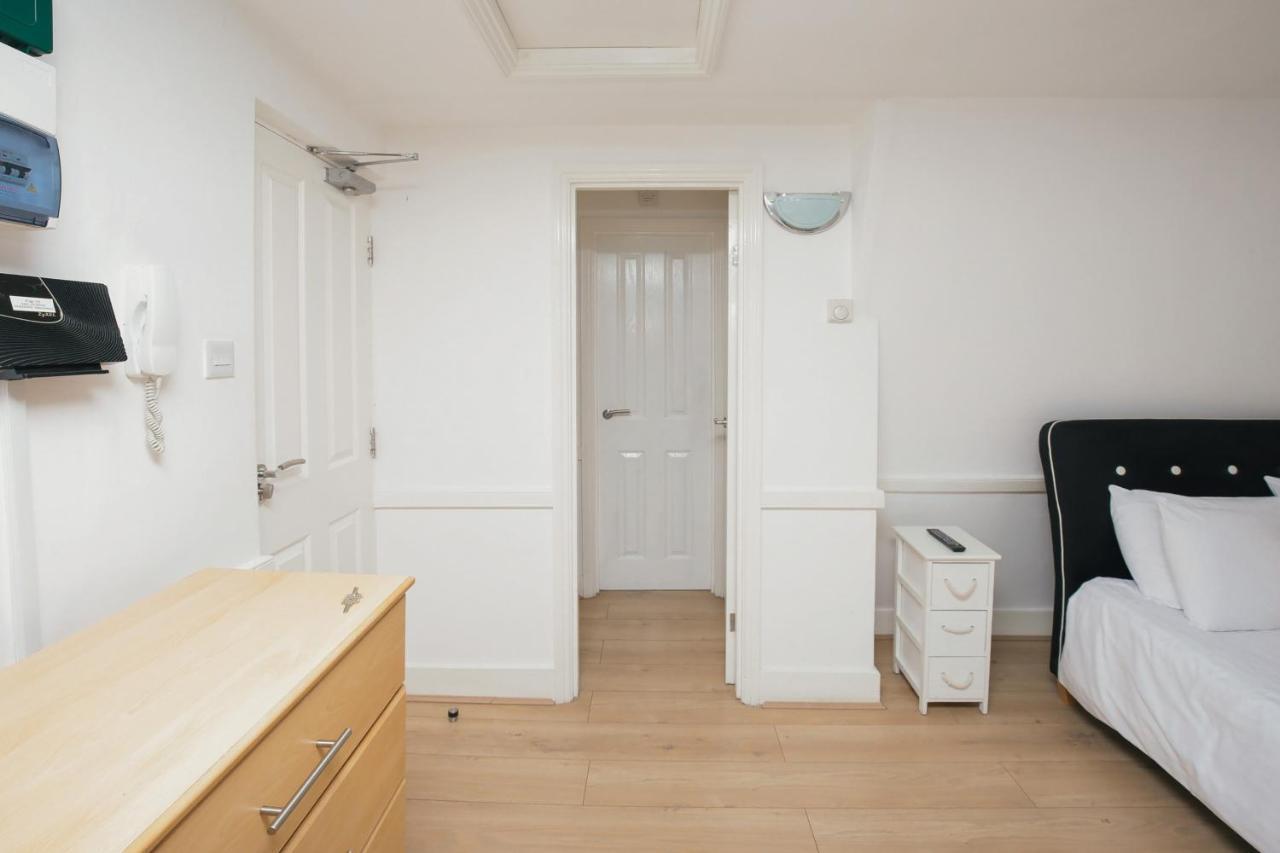 By Payman Club * Cambridge (Cambridgeshire)